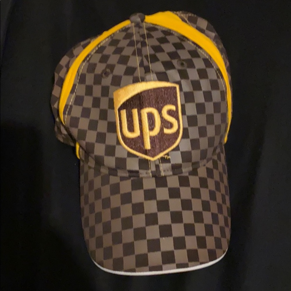 UPS Adjustable Hat